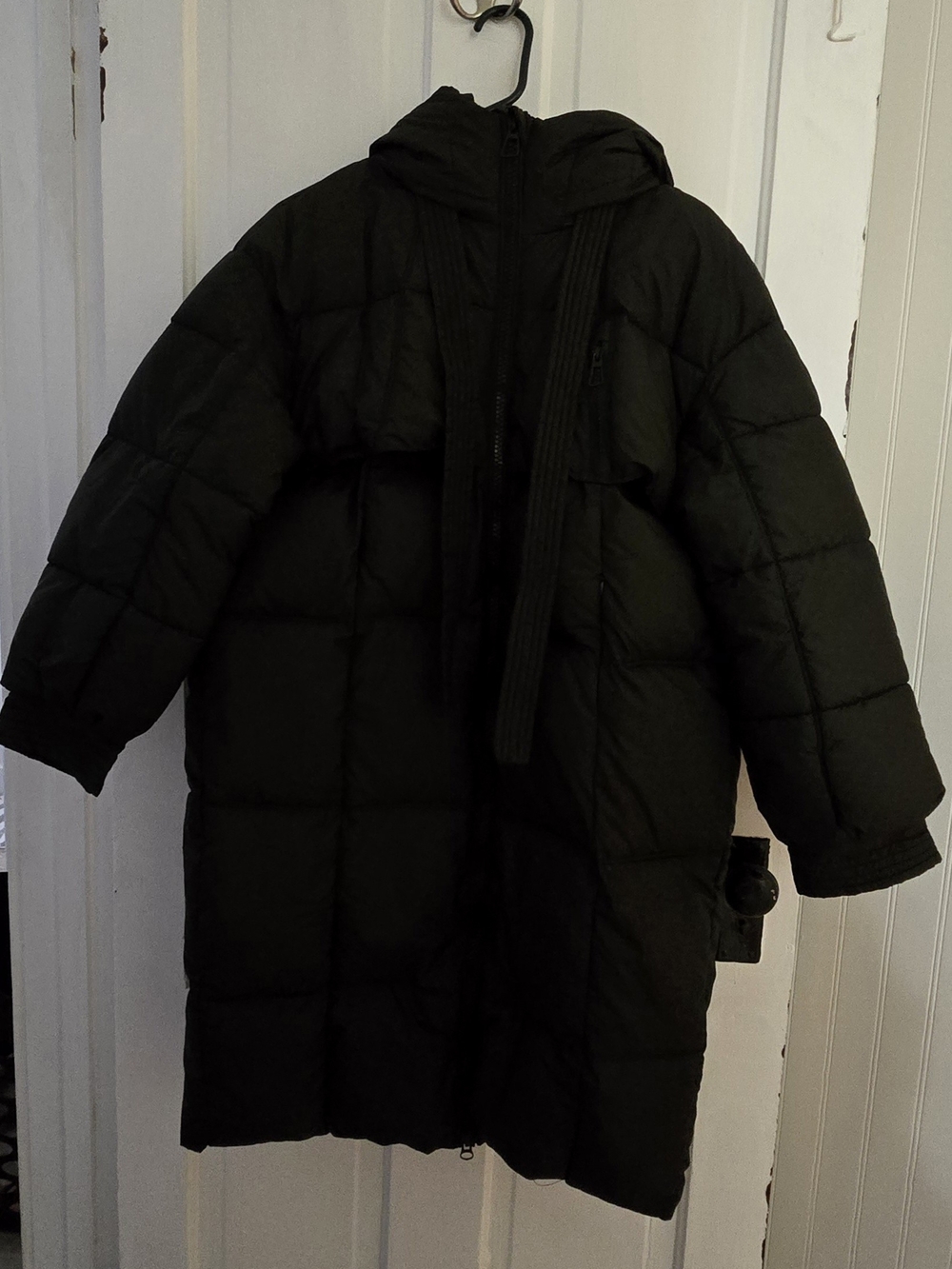 Women’s Black Hooded Puffer Coat